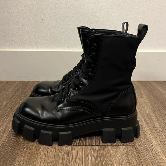 PRADA Monolith Leather and Re-Nylon Boots - 💯 AUTHENTIC - SZ 9 - Picture 5 of 15